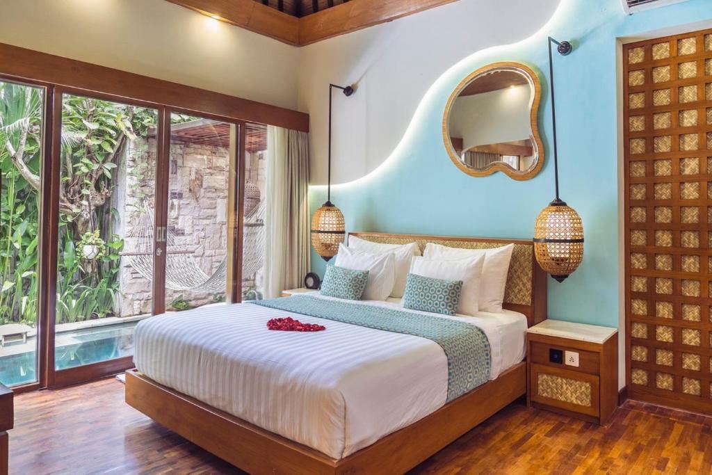 Smart Villa with Private Pool and Jacuzzi