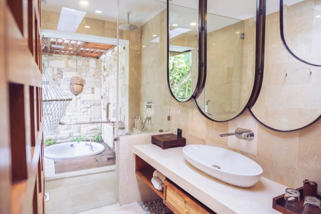 Smart Villa with Private Pool and Jacuzzi