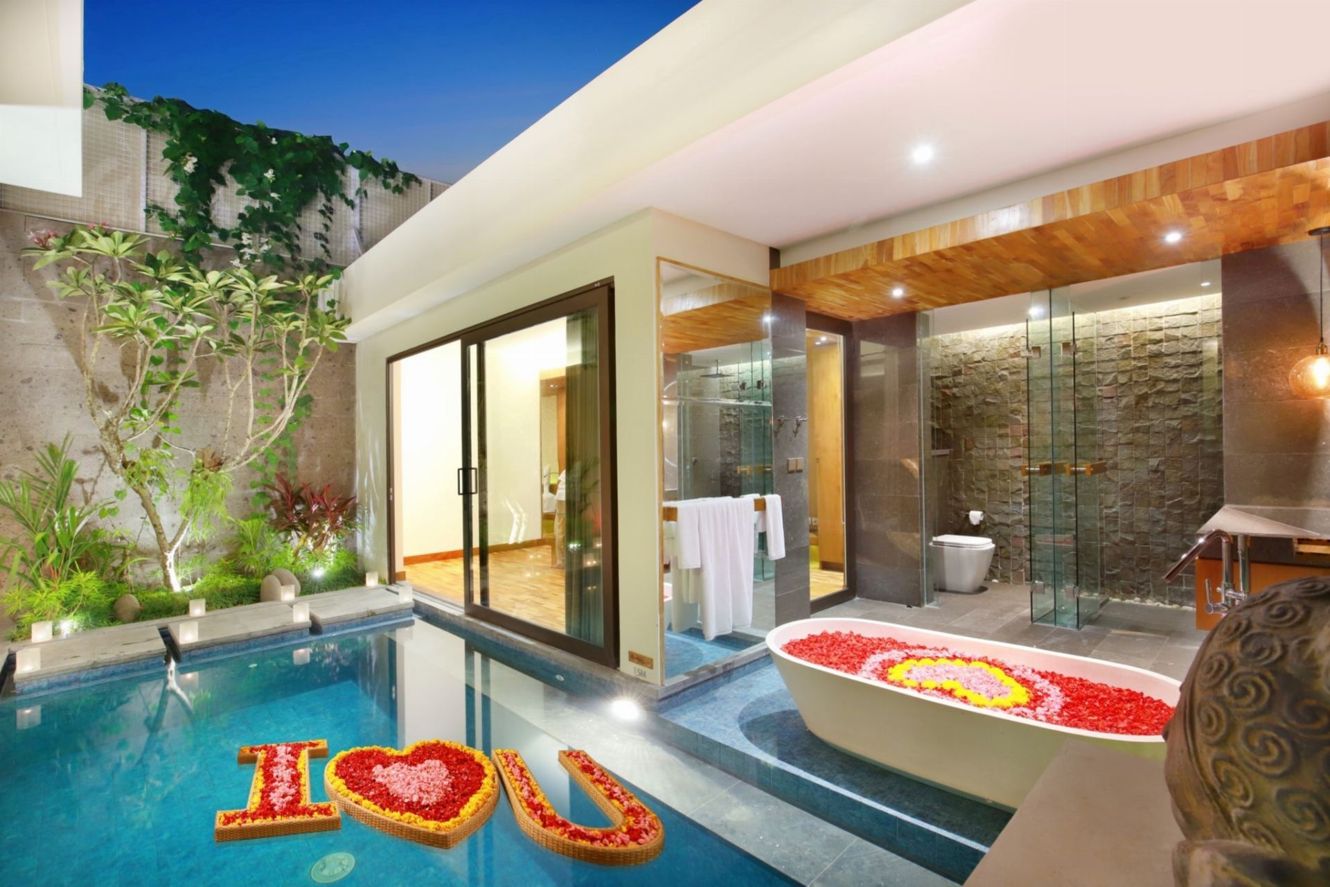 Romantic Love in Seminyak