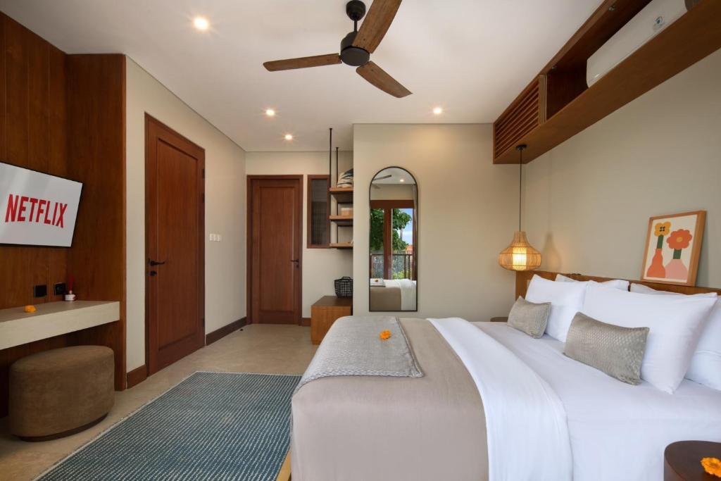Contemporary Luxury Family Villa with Private Pool