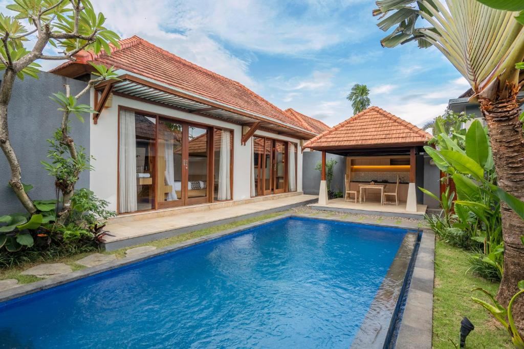 Peaceful 1 Bedroom Private Villas in Sanur