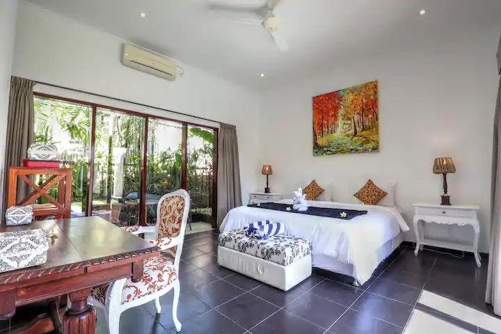Classic Balinese Villa in the Heart of Canggu